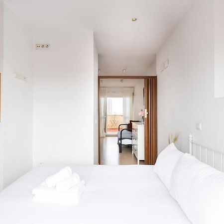 Holi-Rent Apartamento Resitur Sevilla Bagian luar foto