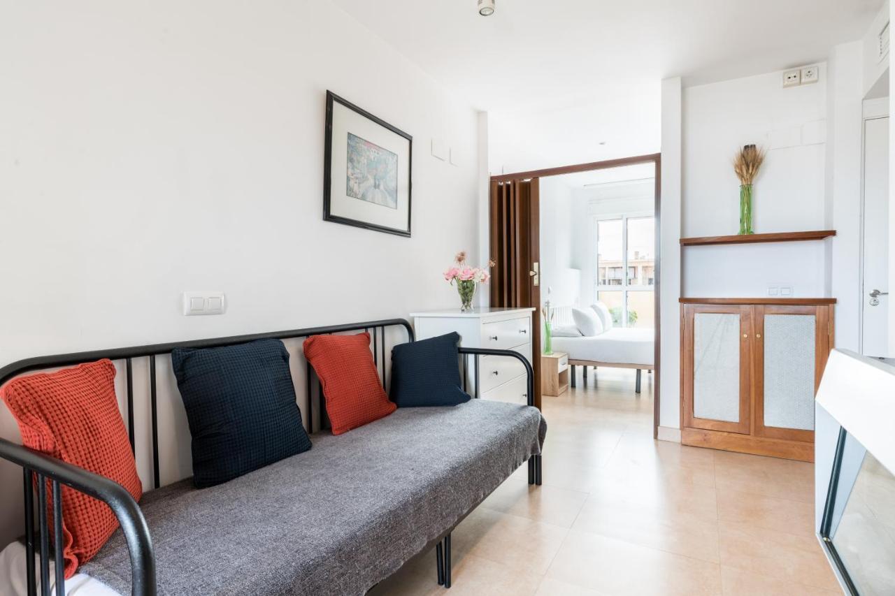 Holi-Rent Apartamento Resitur Sevilla Bagian luar foto
